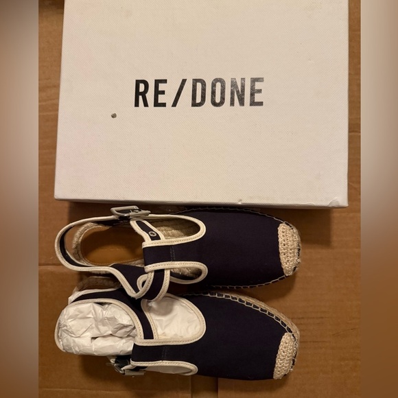 NEW RE/DONE 70s t strap espadrilles in navy size 35/ size 4.5 - Picture 2 of 5